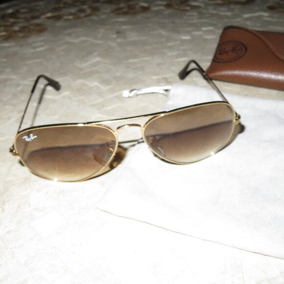 Ray-Ban aviator sunglasses main image 4